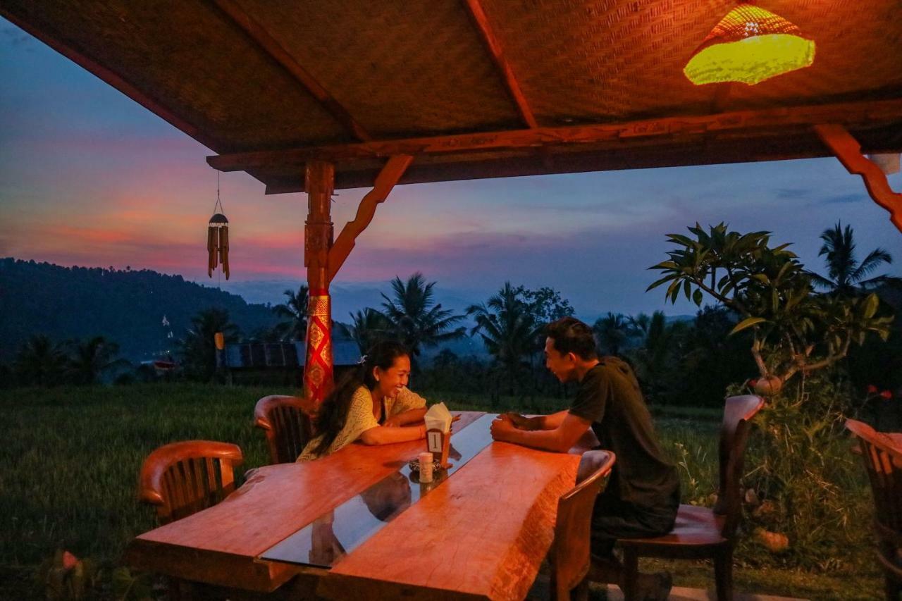 Villa Puri Sunny Camp à Munduk Extérieur photo