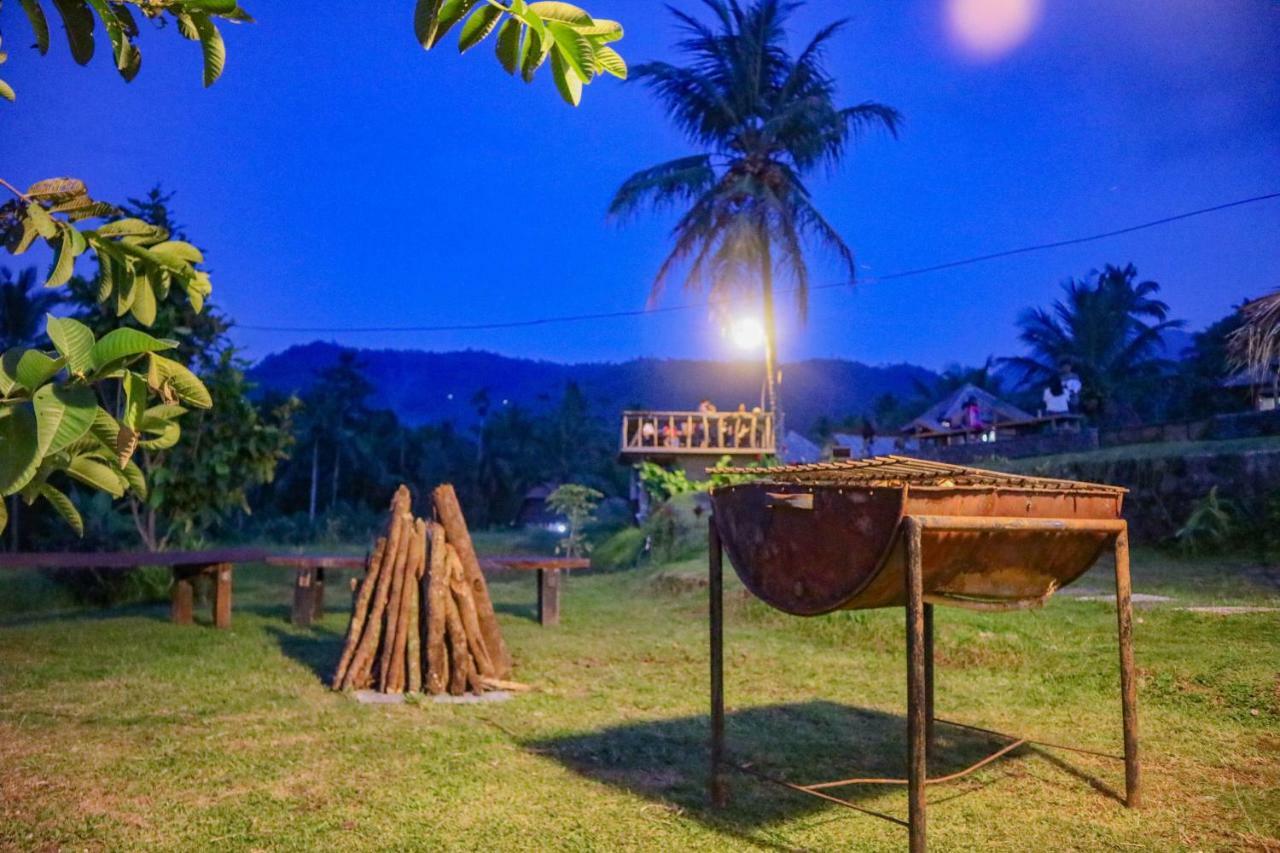 Villa Puri Sunny Camp à Munduk Extérieur photo